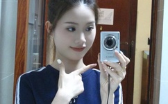 隔着睡衣吃你的小尖尖作文季柠